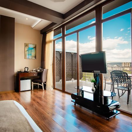 Hotel Orion Tbilisi Bagian luar foto