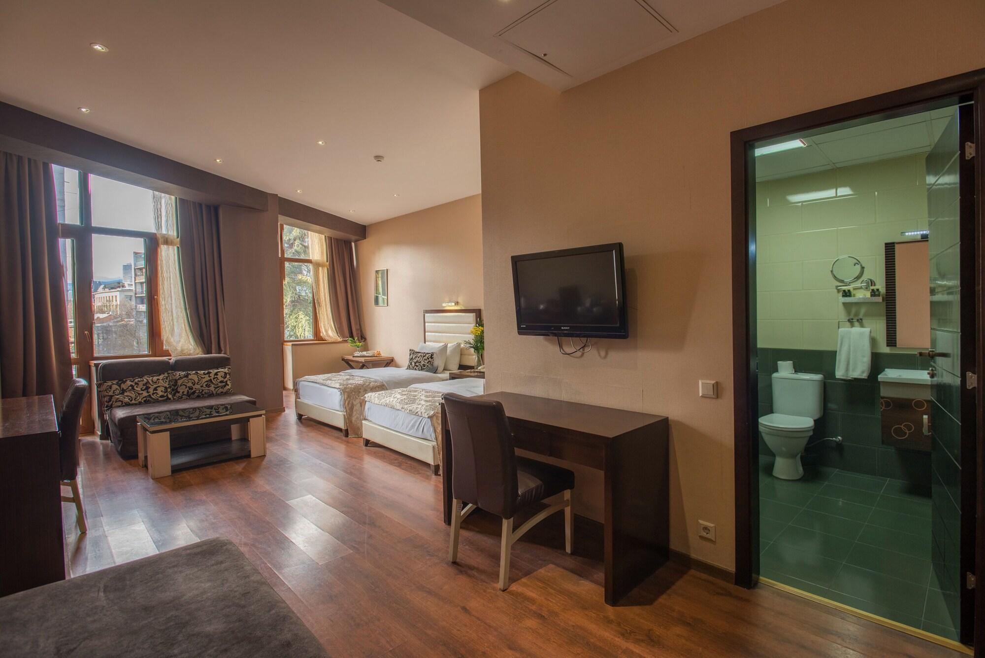 Hotel Orion Tbilisi Bagian luar foto